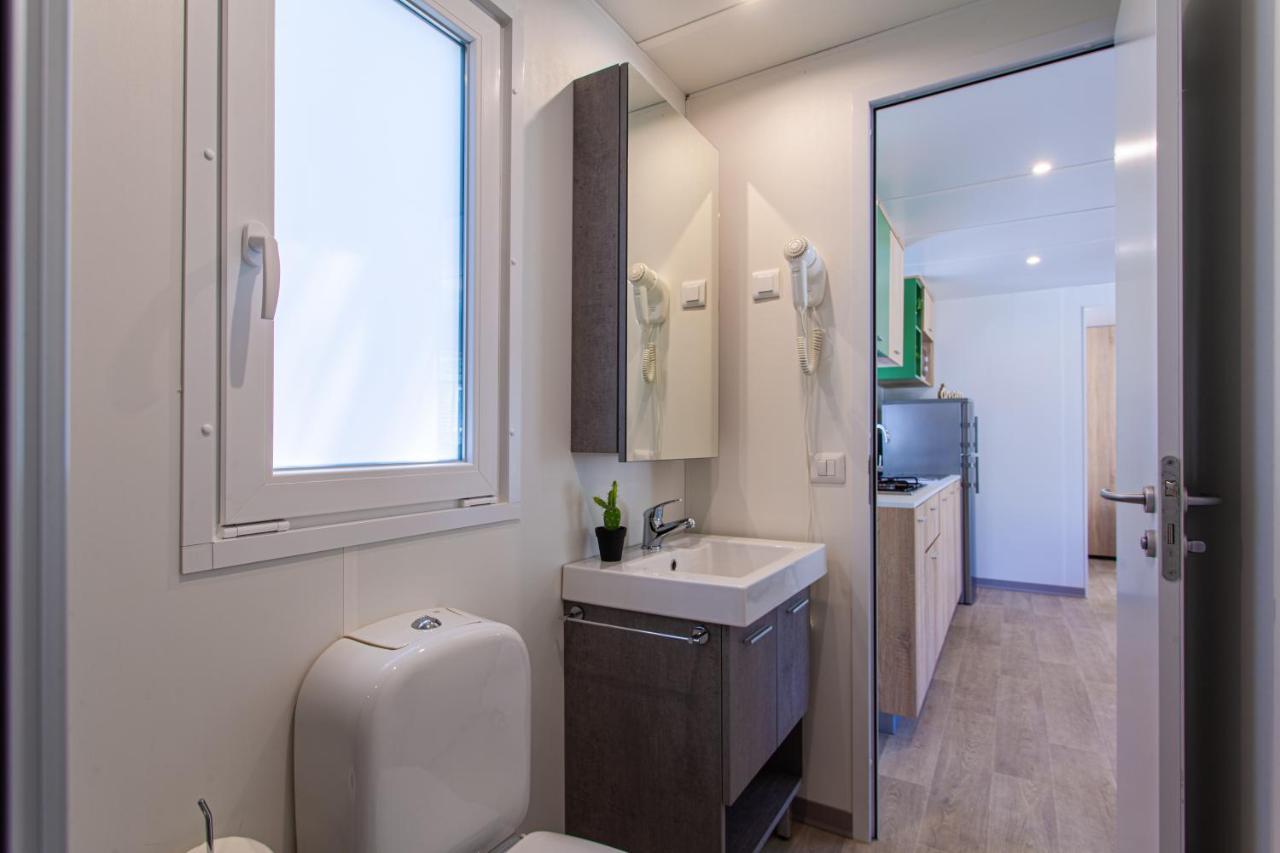 Mobile Homes Lopari เนเรซีน ภายนอก รูปภาพ