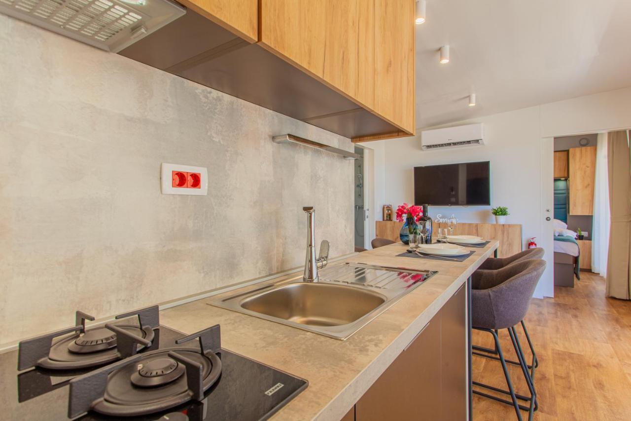 Mobile Homes Lopari เนเรซีน ภายนอก รูปภาพ