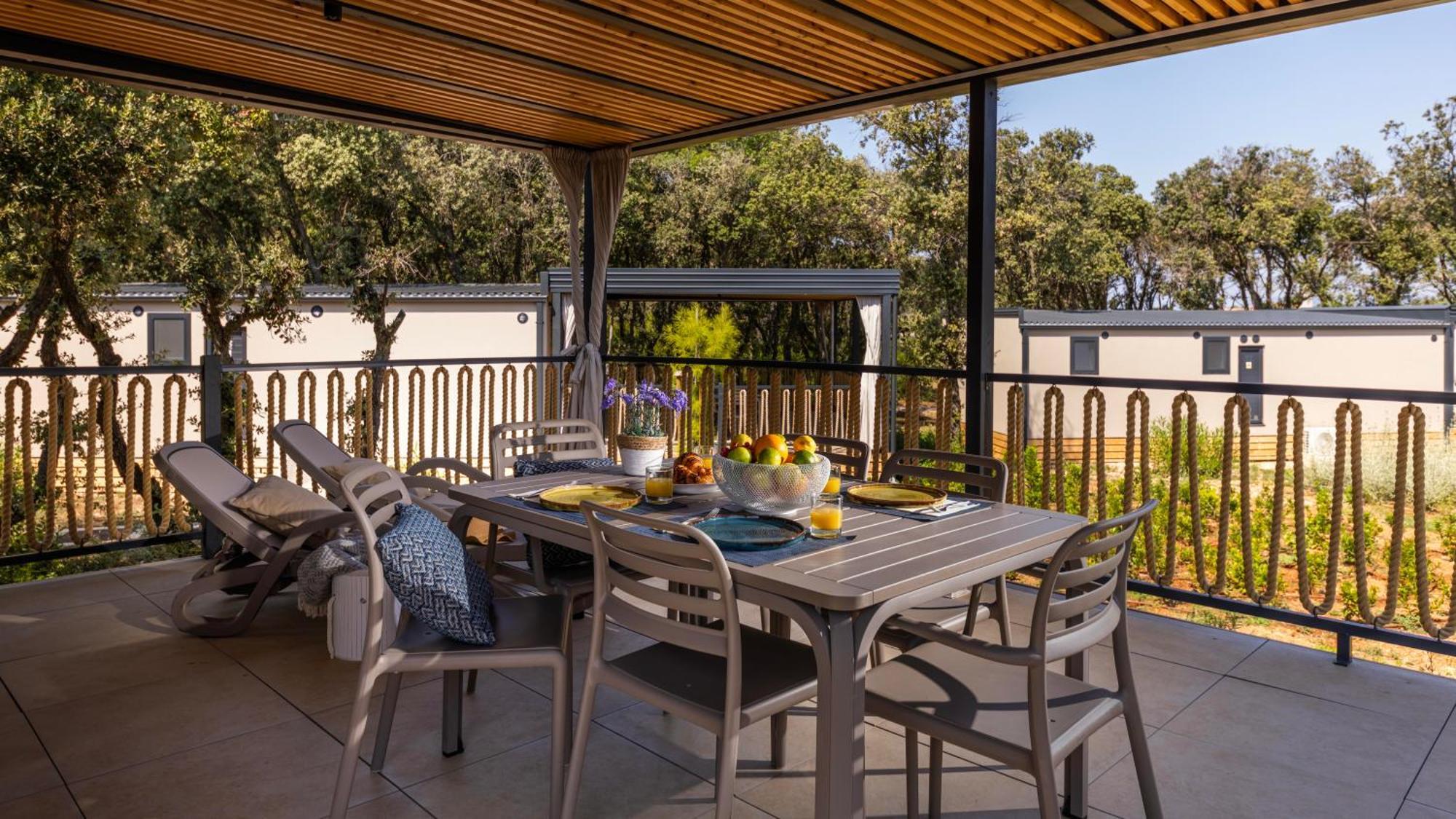 Mobile Homes Lopari เนเรซีน ภายนอก รูปภาพ